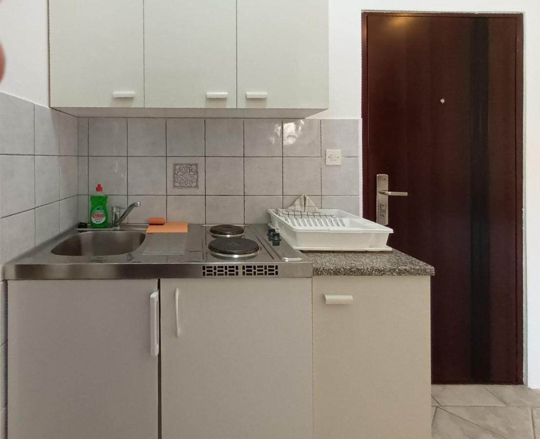 Apartament Bosi I Goli Starigrad Paklenica Zewnętrze zdjęcie